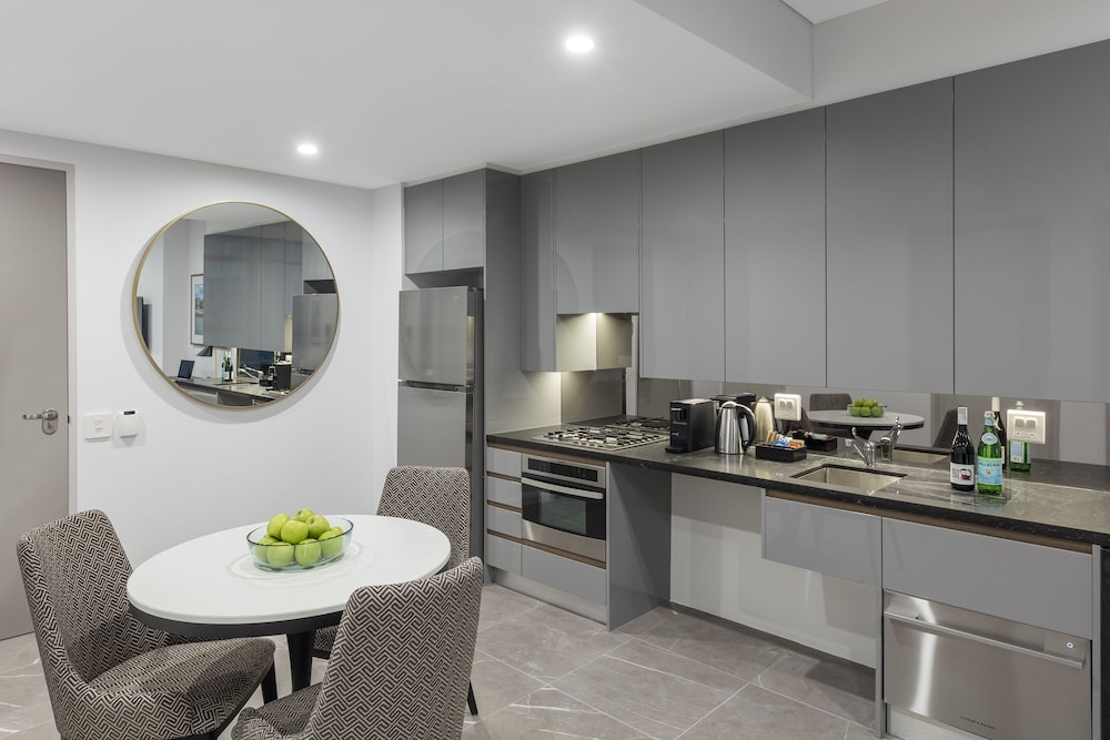 Meriton Suites Sussex Street — photo 3
