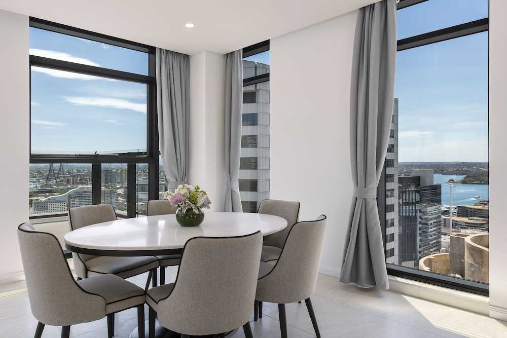 Meriton Suites Sussex Street — photo 7