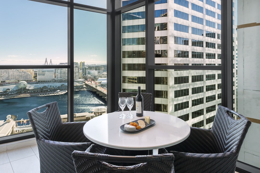 Meriton Suites Sussex Street — photo 4